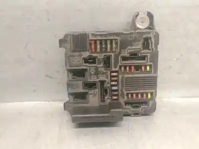 Second-hand car spare part fuse box unit for renault grand scénic ii (jm0/1_) 1.9 dci (jm0g, jm12, jm1g, jm2c) oem iam references 8200306032c