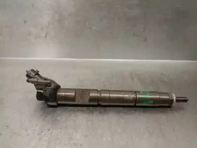 Pezzo di ricambio per auto di seconda mano iniettore per toyota yaris (_p9_) 1.4 d-4d (nlp90_) riferimenti oem iam 2367033050