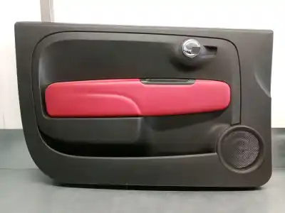 Recambio de automóvil de segunda mano de guarnecido puerta delantera izquierda para fiat 500 abarth 1.4 99kw referencias oem iam 51779923  51779924
