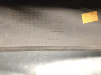 Recambio de automóvil de segunda mano de molduras delanteras para peugeot 407 (6d_) 2.0 hdi 135 (6drhrh, 6drhre, 6drhrg, 6drhrj) referencias oem iam 9644644777  7452cc