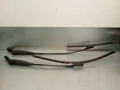 Recambio de automóvil de segunda mano de Brazo Limpia Delantero Derecho para FIAT 500 ABARTH 1.4 99KW referencias OEM IAM 735453761  735453761
