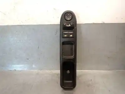 Автозапчасти б/у выключатель левого переднего окна за PEUGEOT 307 BREAK/SW (S2) 1.6 16V CAT ссылки OEM IAM 9635122XT  6554E4