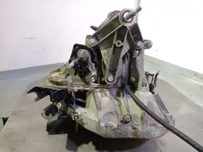 Second-hand car spare part gearbox for dacia logan mcv (ks_) 1.5 dci (ks0w) oem iam references jr5147 a151631 8201180697