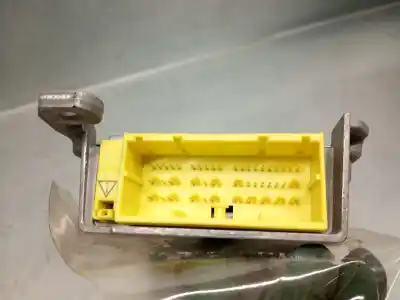 Second-hand car spare part airbag control unit for toyota corolla (_e12_) 1.4 d (nde120_) oem iam references 8917002371 211082109 trw 