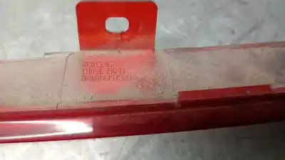 Peça sobressalente para automóvel em segunda mão farolim de travão central por citroen ds3 1.2 12v e-thp referências oem iam 9684357380  9817379280