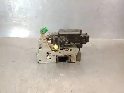 Автозапчастина б/у замок передніх дверей лівий для renault kangoo (f/kc0) 1.9 diesel посилання на oem iam 7701046799  7701046799