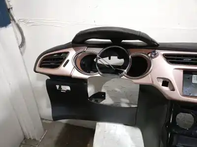 Peça sobressalente para automóvel em segunda mão tablier por citroen ds3 1.2 12v e-thp referências oem iam 8247f7  8247f7