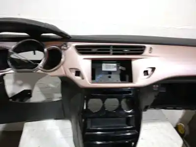 Peça sobressalente para automóvel em segunda mão tablier por citroen ds3 1.2 12v e-thp referências oem iam 8247f7  8247f7