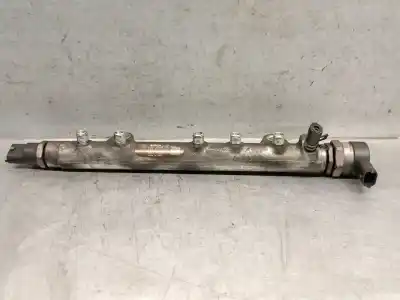 Peça sobressalente para automóvel em segunda mão Régua / Rampa De Injetores por TOYOTA COROLLA (_E12_) 1.4 D (NDE120_) Referências OEM IAM 2381033021 0445214132 BOSCH 2381033021