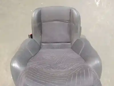 Автозапчастина б/у передне праве сиділо для renault laguna ii (bg0) 1.9 dci diesel посилання на oem iam 7701048422  