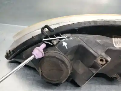 Peça sobressalente para automóvel em segunda mão farol / farolim direito por toyota corolla (_e12_) 2.0 d-4d (cde120_) referências oem iam 811100215000 89006309 valeo 811100215000