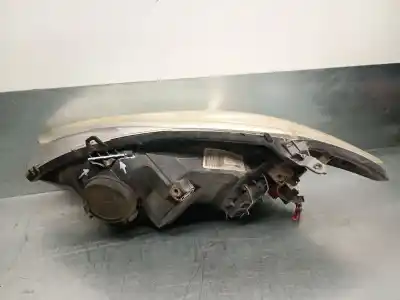 Peça sobressalente para automóvel em segunda mão farol / farolim direito por toyota corolla (_e12_) 2.0 d-4d (cde120_) referências oem iam 811100215000 89006309 valeo 811100215000