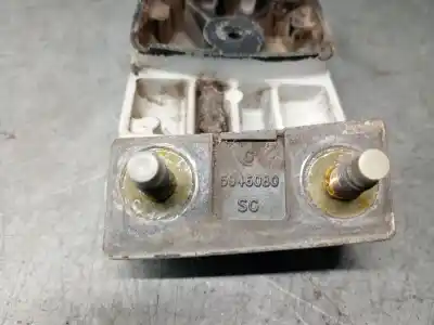 Second-hand car spare part hinge for citroen jumpy 1.9 turbodiesel oem iam references 5946080  871757