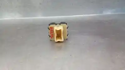 Second-hand car spare part left front power window switch for dacia duster (hs_) 1.5 dci (hsaj) oem iam references 254110431r  254110431r