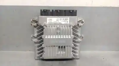 Peça sobressalente para automóvel em segunda mão  por FORD FOCUS BERLINA (CAP)  Referências OEM IAM 7M5112A650ASC 5WS40551B SIEMENS VDO 