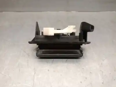 Second-hand car spare part tailgate back door handle for toyota corolla (_e12_) 2.0 d-4d (cde120r_, cde120l_) oem iam references 6902302010  6902302010