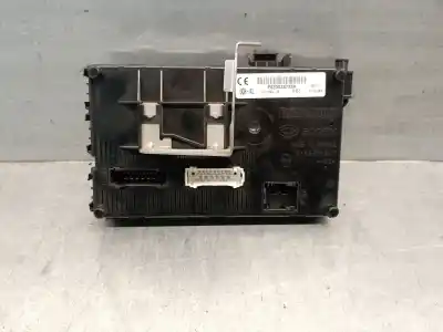 Pezzo di ricambio per auto di seconda mano Modulo Comfort per RENAULT CLIO II FASE II (B/CB0) 1.5 dCi Diesel 65 CV / 48 KW Riferimenti OEM IAM P8200387289  