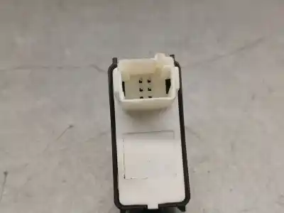 Автозапчасти б/у выключатель переднего правого окна за peugeot 2008 ii (ud_, us_, uy_, uk_) 1.5 bluehdi 110 (udyhsk) ссылки oem iam 98044803zd  98044803zd