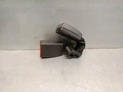 Recambio de automóvil de segunda mano de ENGANCHE CINTURON TRASERO IZQUIERDO para RENAULT MODUS  referencias OEM IAM 33036946  8200215889