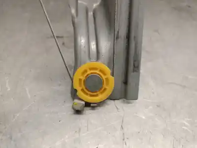 Second-hand car spare part passenger side right window regulator for renault modus 1.5 dci diesel oem iam references 8200748375  8200748375