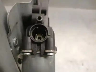 Second-hand car spare part passenger side right window regulator for renault modus 1.5 dci diesel oem iam references 8200748375  8200748375