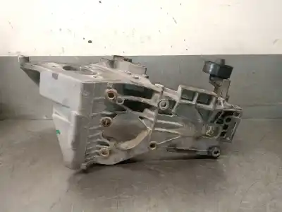 Pezzo di ricambio per auto di seconda mano supporto alternatore per seat toledo ii (1m2) 1.9 tdi riferimenti oem iam 038903143h  038903143h