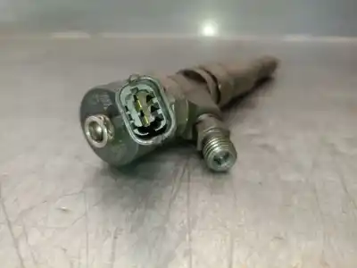 Second-hand car spare part injector for bmw x5 (e53) 3.0 d oem iam references 7785984 0445110266 bosch 