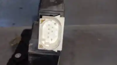 Pezzo di ricambio per auto di seconda mano serratura porta anteriore destra per mini mini (r50,r53) 1.4 16v turbodiesel cat riferimenti oem iam 51200556769  51200556769