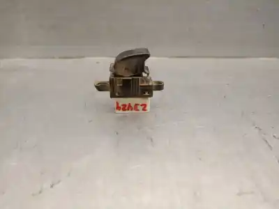 Peça sobressalente para automóvel em segunda mão botão / interruptor elevador vidro traseiro direito por ford ranger (er, eq, r_) 2.5 td 4x4 referências oem iam 3m3514529ca  1431358 Peça sobressalente para automóvel em segunda mão botão / interruptor elevador vidro traseiro direito por ford ranger (er, eq, r_) 2.5 td 4x4 referências oem iam 3m3514529ca  1431358