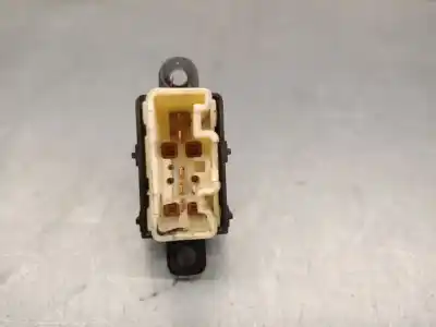 Peça sobressalente para automóvel em segunda mão botão / interruptor elevador vidro traseiro esquerdo por ford ranger (er, eq, r_) 2.5 td 4x4 referências oem iam 3m3514529ca  1431358 Peça sobressalente para automóvel em segunda mão botão / interruptor elevador vidro traseiro esquerdo por ford ranger (er, eq, r_) 2.5 td 4x4 referências oem iam 3m3514529ca  1431358