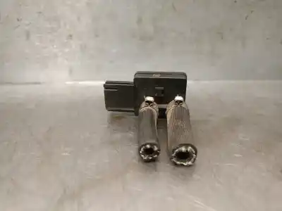 Peça sobressalente para automóvel em segunda mão sensor de pressão por land rover range rover sport i (l320) 3.0 d 4x4 referências oem iam 6g9n5l200aa  6g9n5l200aa
