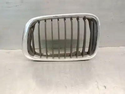 Peça sobressalente para automóvel em segunda mão grelha frontal por bmw serie 3 berlina (e46) 2.0 16v diesel cat referências oem iam 51138208489