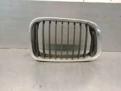 Peça sobressalente para automóvel em segunda mão grelha frontal por bmw serie 3 berlina (e46) 2.0 16v diesel cat referências oem iam 51138208490