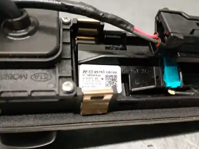 Автозапчасти б/у внешняя ручка ворот за kia stonic (yb) 1.0 t-gdi ссылки oem iam 95760h8100  95760h8100