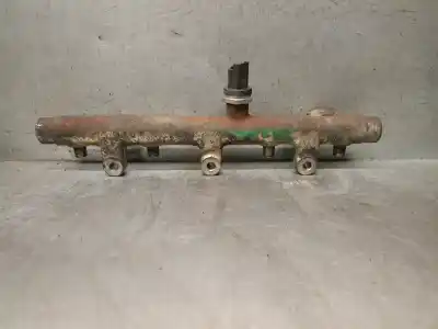 Recambio de automóvil de segunda mano de rampa inyectora para fiat scudo furgón (220_) 2.0 jtd 16v referencias oem iam 9637310680  9637310680