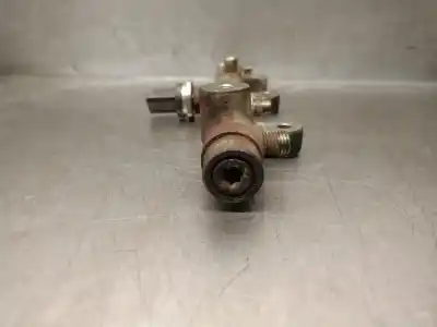Recambio de automóvil de segunda mano de rampa inyectora para fiat scudo furgón (220_) 2.0 jtd 16v referencias oem iam 9637310680  9637310680