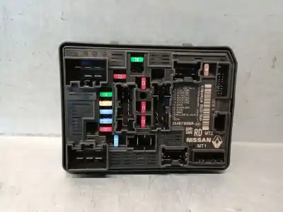 Peça sobressalente para automóvel em segunda mão caixa de fusíveis e relés por dacia sandero iii 1.0 tce 90 referências oem iam 284b71965r