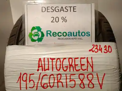 Pièce détachée automobile d'occasion PNEU pour TOYOTA COROLLA (_E12_) 2.0 D-4D (CDE120R_, CDE120L_) Références OEM IAM 19560R1588V  