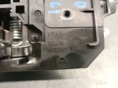 Автозапчастина б/у усередині передня права ручка для mazda 3 fastback (bp) 2.0 skyactiv-g m hybrid посилання на oem iam bcjhv8392  