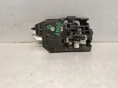 Автозапчастина б/у ліва передня внутрішня ручка для mazda 3 fastback (bp) 2.0 skyactiv-g m hybrid посилання на oem iam bcjhv8393  