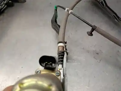 Автозапчасти б/у регулятор стекла переднего правого за ford focus turnier (cak) 1.8 tddi turbodiesel cat ссылки oem iam 2m51a23200cd  1331616