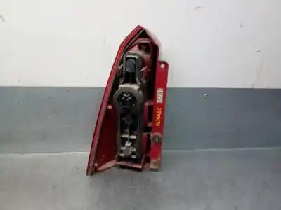 Автозапчасти б/у правый задний фонарь за ford focus turnier (cak) 1.8 tddi turbodiesel cat ссылки oem iam 1m5113a602eb  1233322