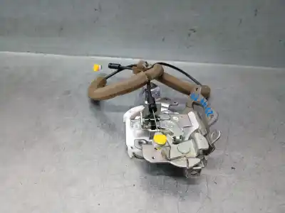 Автозапчастина б/у замок багажника / ворот для dacia dokker monospace (ke_) 1.5 dci (keaj keah) посилання на oem iam 825087319r  825087319r