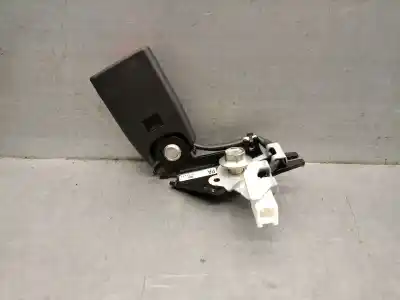 Автозапчасти б/у левый задний крюк ремня за mazda 3 fastback (bp) 2.0 skyactiv-g m hybrid ссылки oem iam bah150037j  