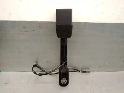 Автозапчастина б/у лівий передній гачок для mazda 3 fastback (bp) 2.0 skyactiv-g m hybrid посилання на oem iam bah240027j  