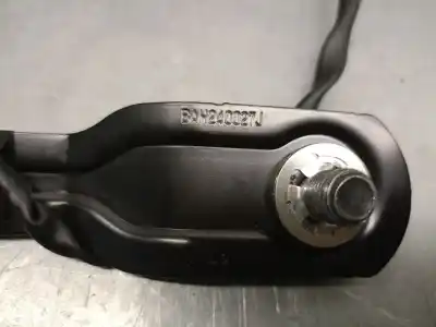 Автозапчастина б/у лівий передній гачок для mazda 3 fastback (bp) 2.0 skyactiv-g m hybrid посилання на oem iam bah240027j  