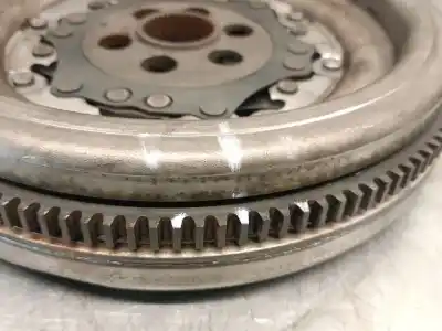 Автозапчасти б/у двигатель маховик за volkswagen passat b6 variant (3c5) 2.0 tdi ссылки oem iam 03g105266bd  03g105266bd