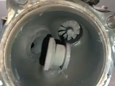 Peça sobressalente para automóvel em segunda mão turbocompresor por hyundai i20 iii (bc3, bi3) 1.0 t-gdi hybrid 48v referências oem iam 2823107600 8925990001 garrett 2823107600