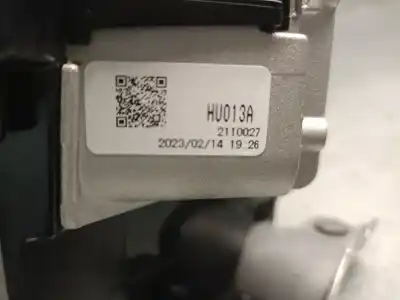 Second-hand car spare part multifunction display for mazda 3 fastback (bp) 2.0 skyactiv-g m hybrid oem iam references hu013a  