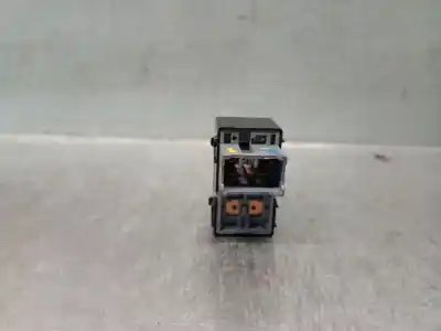 Автозапчасти б/у управление задними правыми стеклами за hyundai i20 iii (bc3, bi3) 1.0 t-gdi hybrid 48v ссылки oem iam 93581q00000  93581q00004x